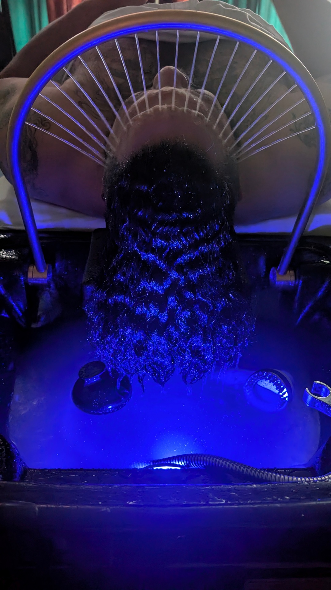 Head spa scalp and neck treatment
